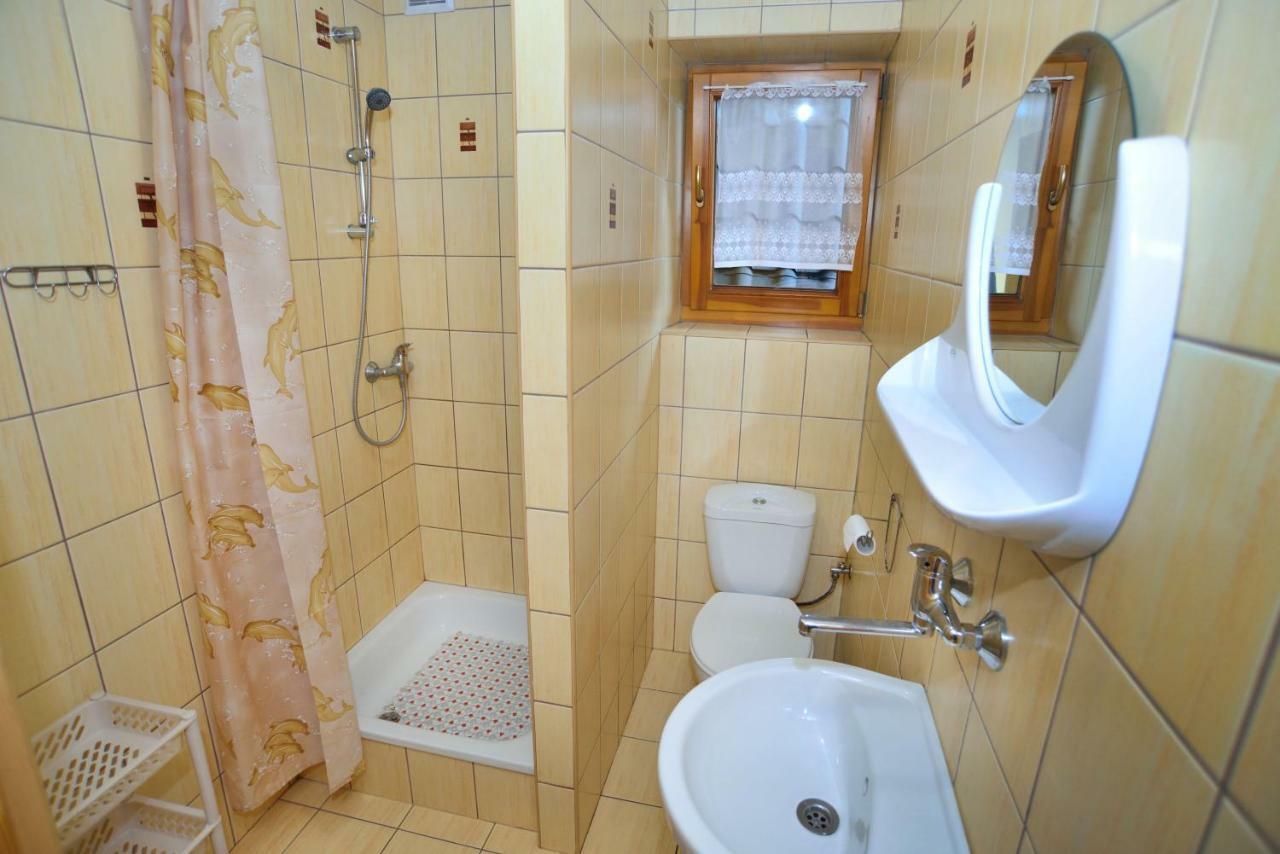 Pod Gorcami Hotel Waksmund Buitenkant foto